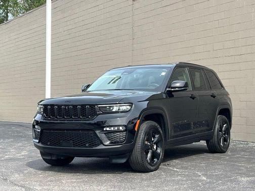 Diamond Black 2023 Jeep Grand Cherokee Limited