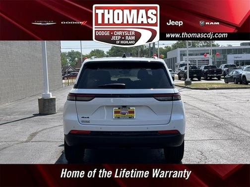 2024 Jeep Grand Cherokee Laredo
