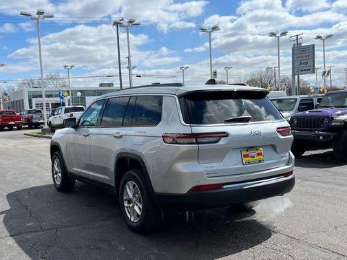 2026 Jeep Grand Cherokee L Laredo