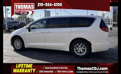 2026 Chrysler Pacifica Select