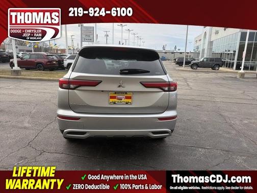 2024 Mitsubishi Outlander SE