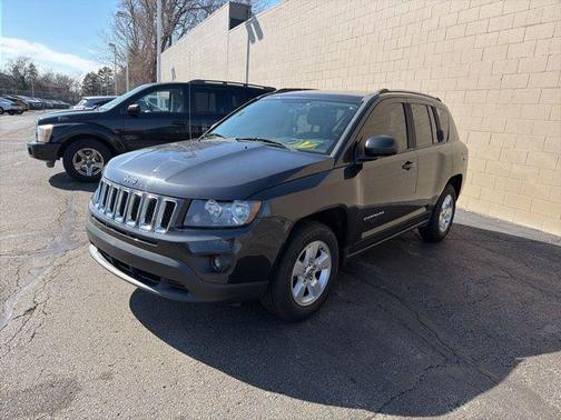 Maximum Steel Metallic 2014 Jeep Compass Sport