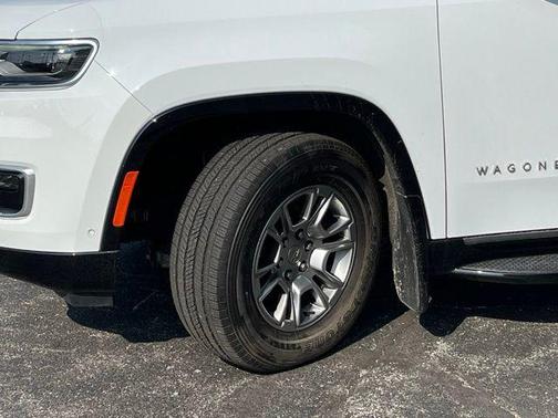 Bright White Clearcoat 2023 Jeep Wagoneer Base