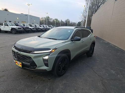 Green 2025 Chevrolet Trax ACTIV