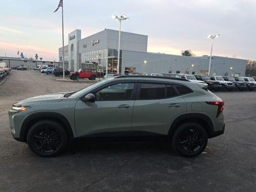 Green 2025 Chevrolet Trax ACTIV