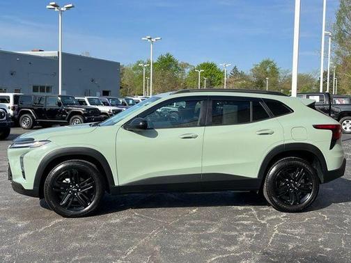 Green 2025 Chevrolet Trax ACTIV