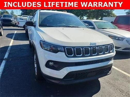 2024 Jeep Compass Latitude Lux