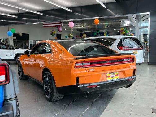 Header Orange Clearcoat 2026 Dodge Charger Scat Pack
