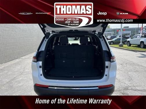2025 Jeep Grand Cherokee L Laredo