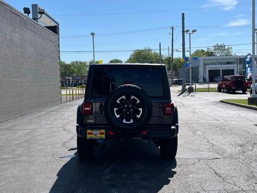 Granite Crystal Clearcoat Metallic 2025 Jeep Wrangler 4xe Rubicon