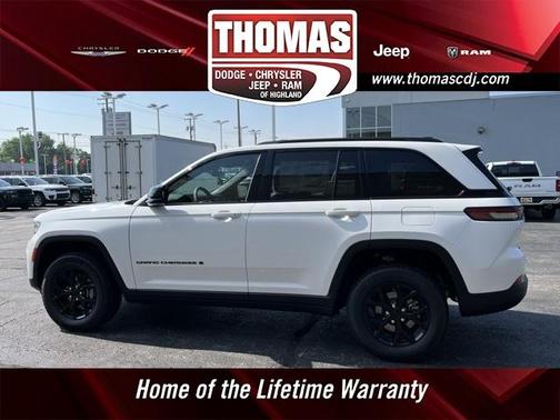 2025 Jeep Grand Cherokee Laredo