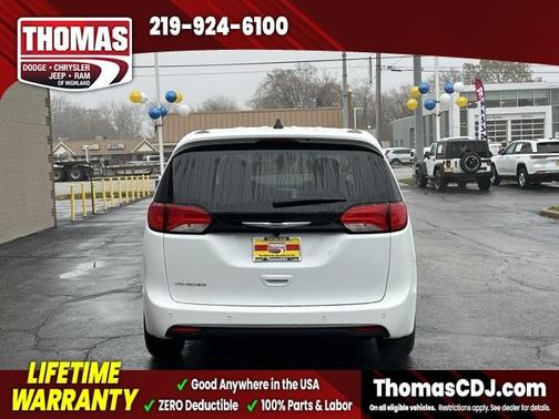 2026 Chrysler Voyager LX