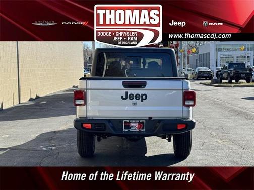 2024 Jeep Gladiator Sport