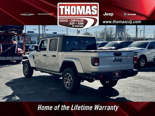 2024 Jeep Gladiator Sport