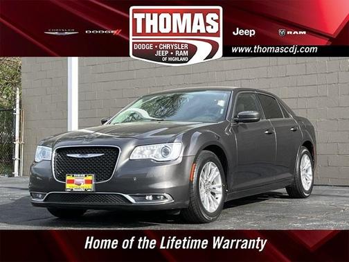 2020 Chrysler 300 Touring