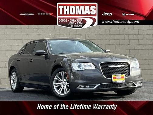 2020 Chrysler 300 Touring