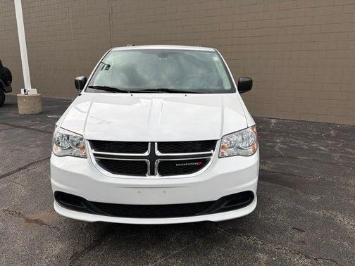 White Knuckle Clearcoat 2019 Dodge Grand Caravan SE