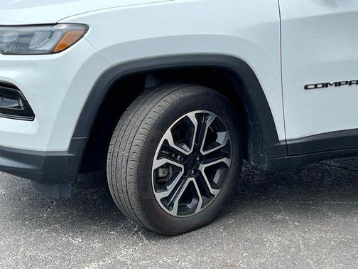 Bright White Clearcoat 2022 Jeep Compass Limited