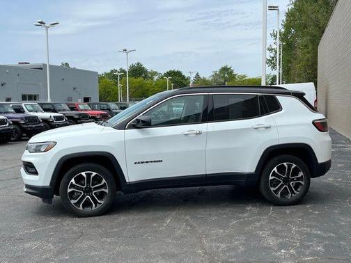 Bright White Clearcoat 2022 Jeep Compass Limited
