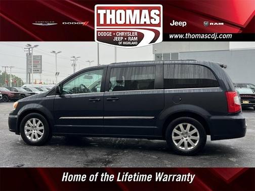 2014 Chrysler Town & Country Touring