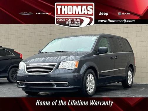 2014 Chrysler Town & Country Touring