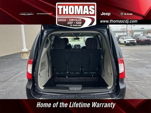 2014 Chrysler Town & Country Touring