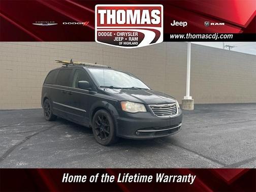 2011 Chrysler Town & Country Touring