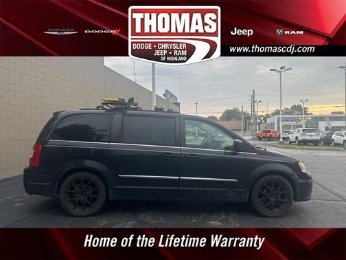 2011 Chrysler Town & Country Touring