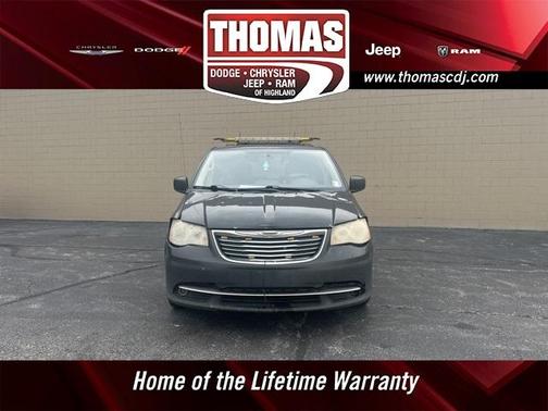 2011 Chrysler Town & Country Touring