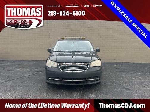 2011 Chrysler Town & Country Touring