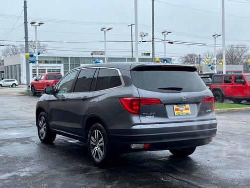 Gray 2017 Honda Pilot EX-L