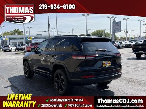 2025 Jeep Grand Cherokee Laredo