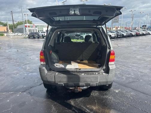 2005 Ford Escape XLT