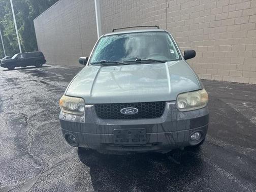 2005 Ford Escape XLT