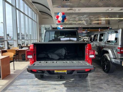 Firecracker Red Clearcoat 2021 Jeep Gladiator Sport