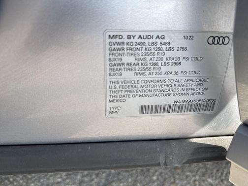 2023 Audi Q5 45 S line quattro Premium