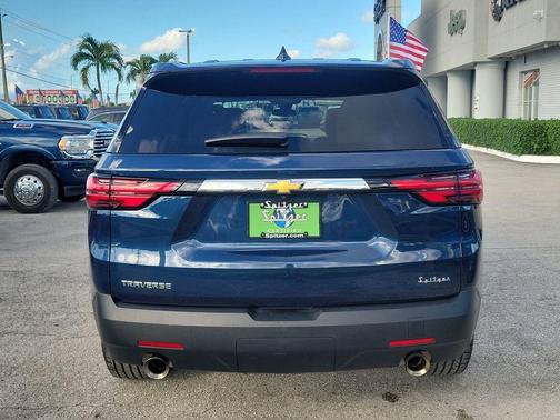 Northsky Blue Metallic 2023 Chevrolet Traverse LS