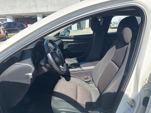 2021 Mazda Mazda3 FWD