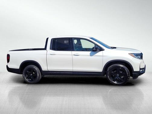 2022 Honda Ridgeline Black Edition