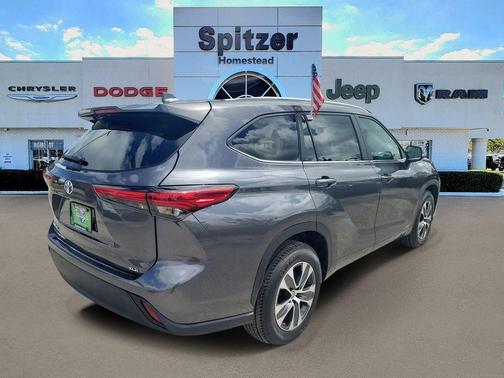 2023 Toyota Highlander L