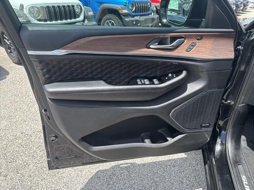 2021 Jeep Grand Cherokee L Summit