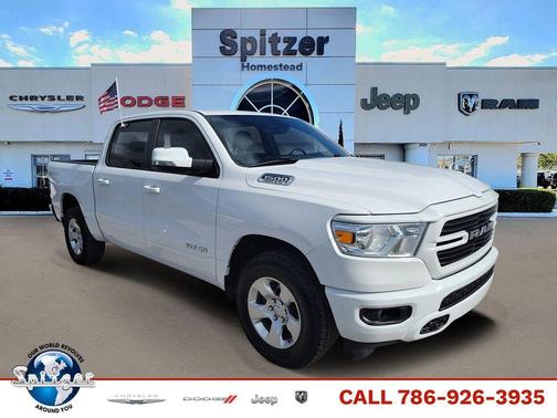 Bright White Clearcoat 2021 RAM 1500 Big Horn