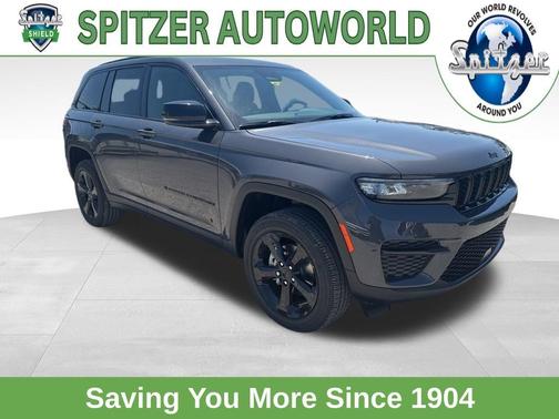 2025 Jeep Grand Cherokee Laredo
