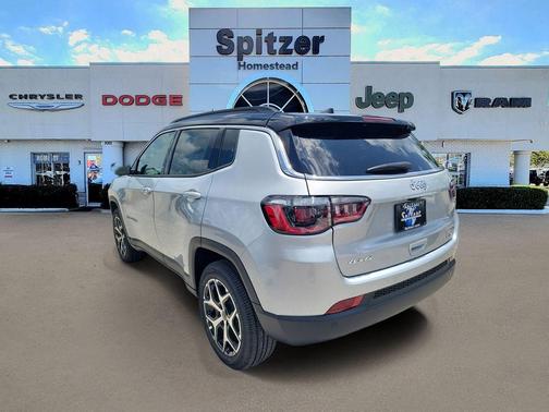 Silver Zynith 2026 Jeep Compass Limited