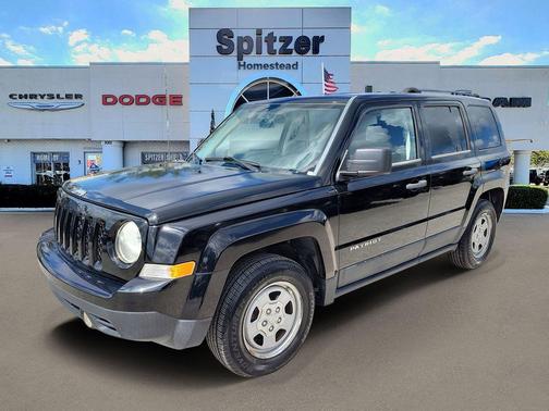Black Clearcoat 2012 Jeep Patriot Sport