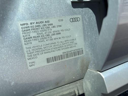 2023 Audi Q5 45 S line quattro Premium