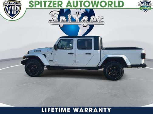 2026 Jeep Gladiator Sport