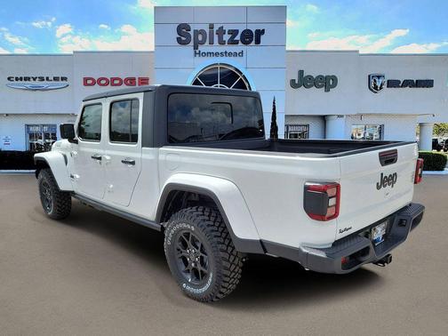 2026 Jeep Gladiator Sport