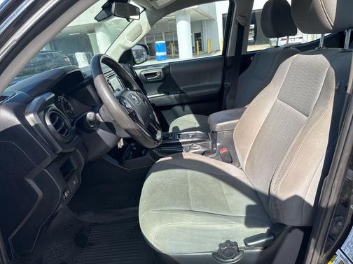 2018 Toyota Tacoma SR