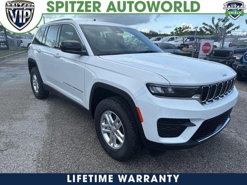 2025 Jeep Grand Cherokee Laredo